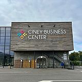 Enseigne en lettres reliefs PVC pos&eacute;e sur bardage pour Ciney Business Center - Enseigne