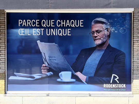 Personnalisation sur mesure de votre lettrage vitrines